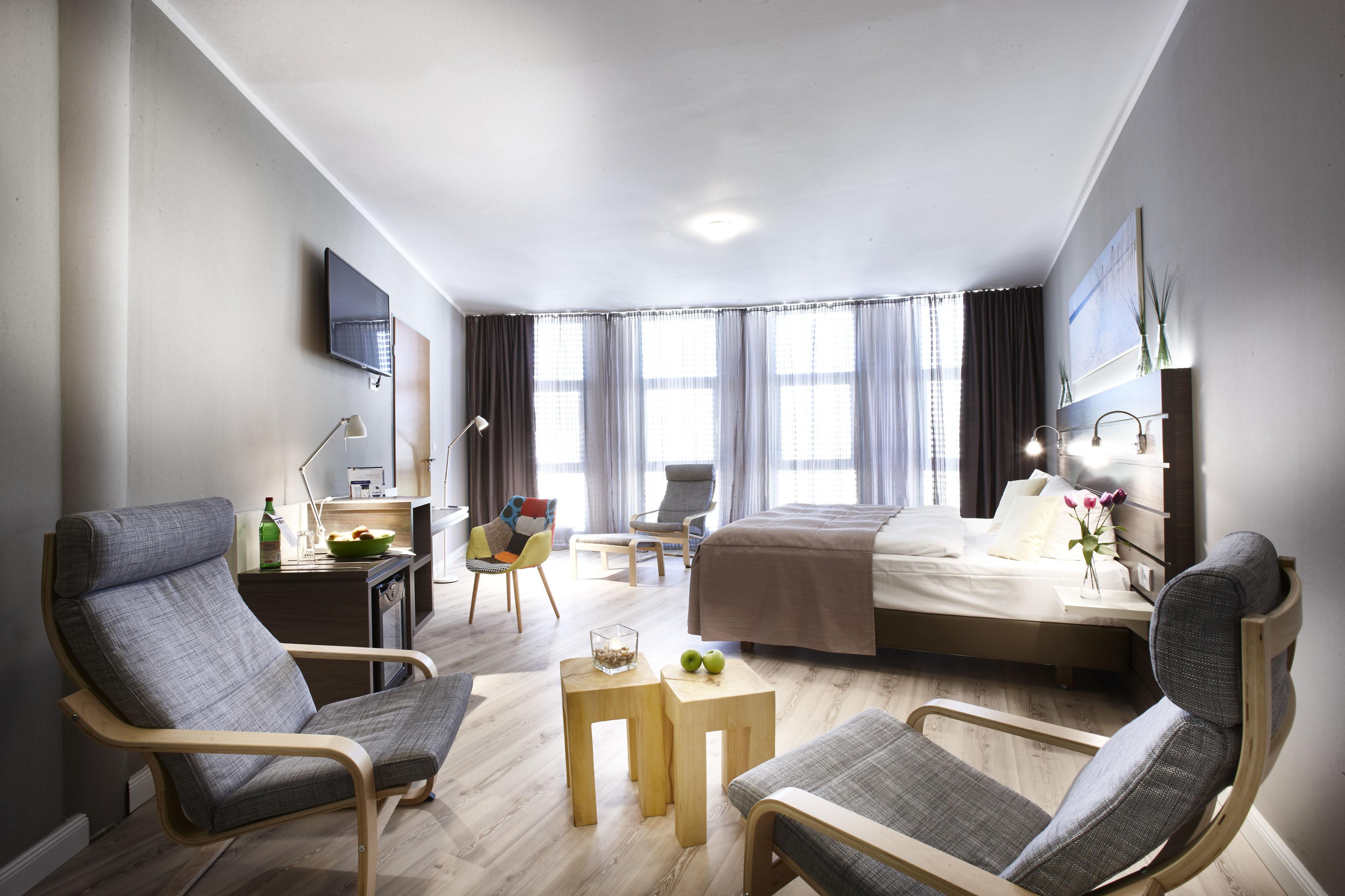 By Golden Tulip