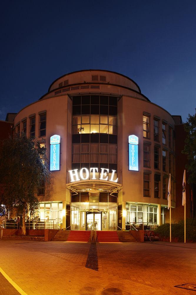 By Golden Tulip Hotel Kiel