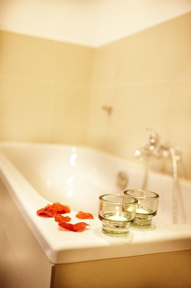By Golden Tulip 4*